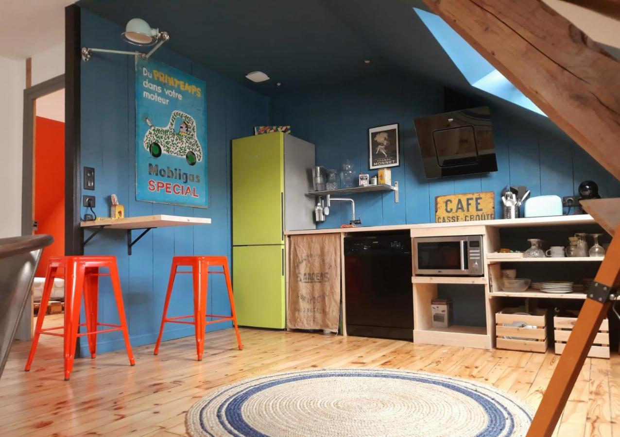 Le Chic Broc Ground Apartment Vichy Bagian luar foto