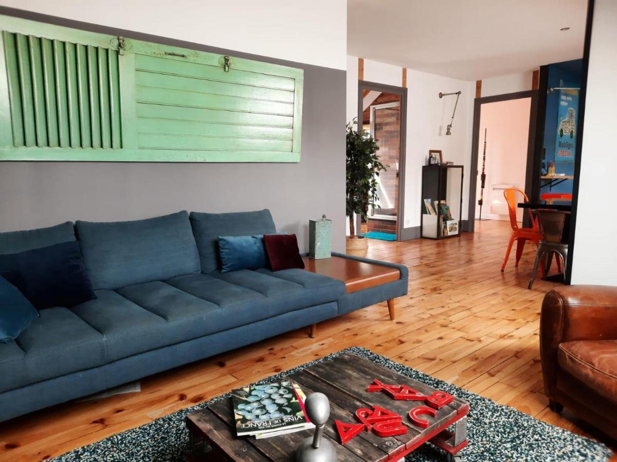 Le Chic Broc Ground Apartment Vichy Bagian luar foto