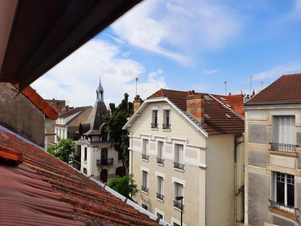 Le Chic Broc Ground Apartment Vichy Bagian luar foto